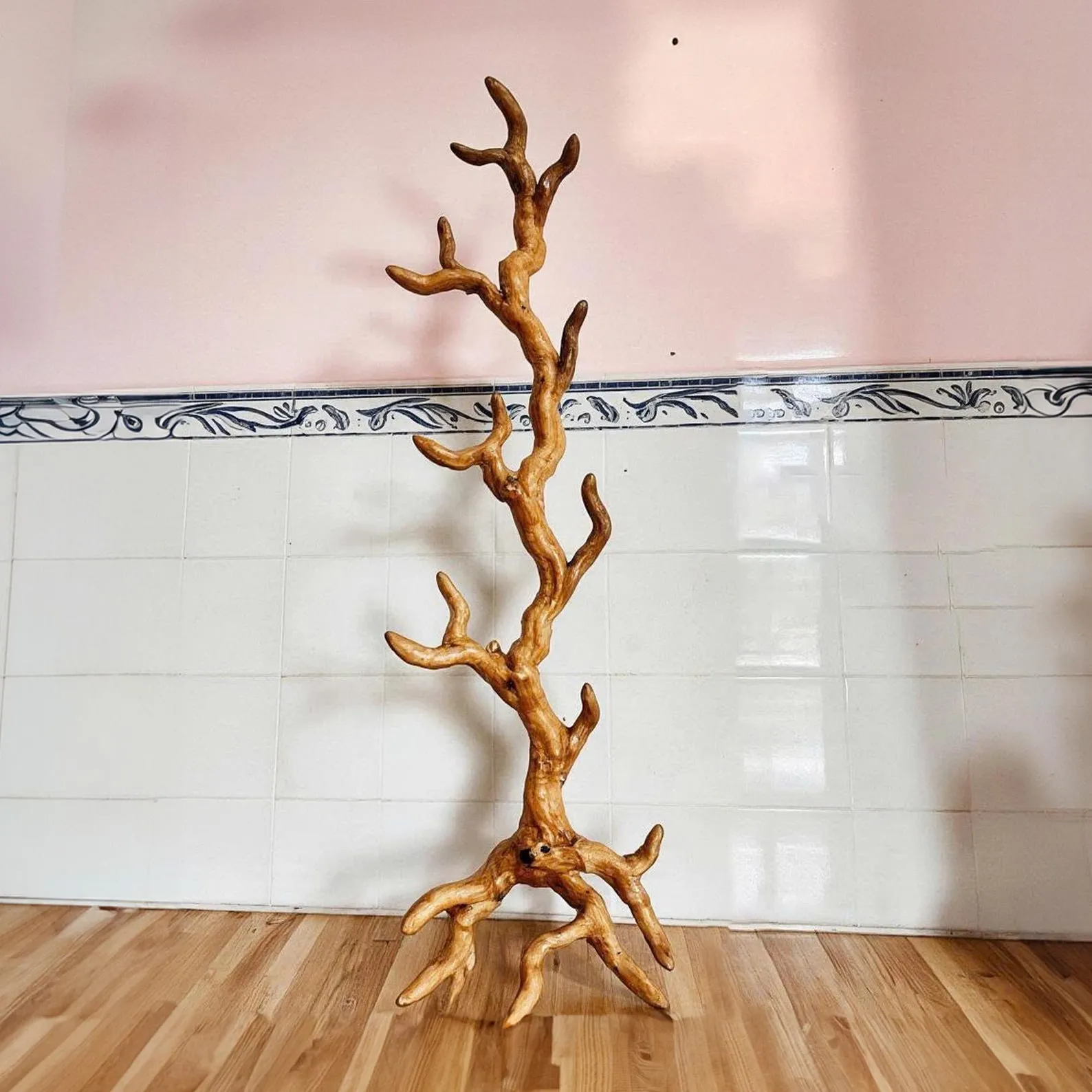 Free standing tree branch coat rack driftwood coat hook hanging clothes solid wood - Image 2
