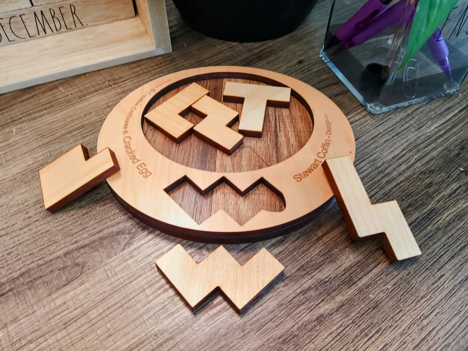 Cracked Egg Wooden Puzzle ? A Difficult Puzzle for Adults - Unique 6 Piece Brain Teaser Designed by Stewart Coffin