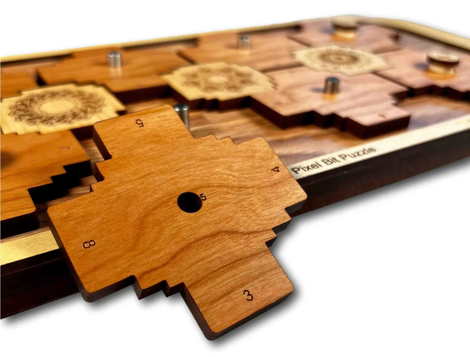 Pixel Bit II Puzzle ? Insert the 3 Bits into the Frame - Escape Room Puzzle