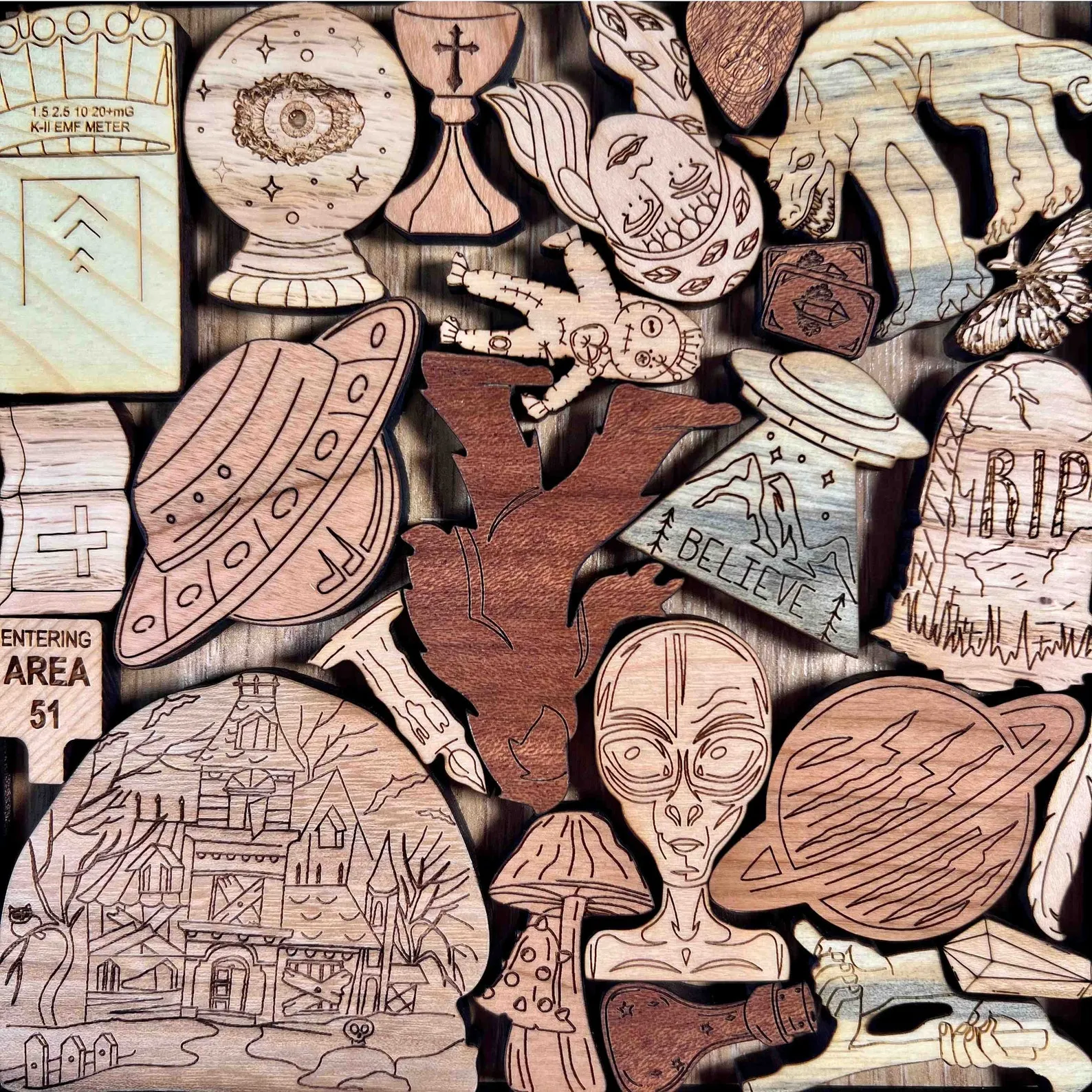 Paranormal Puzzle - artistic and challenging - can be personalized - Image 5