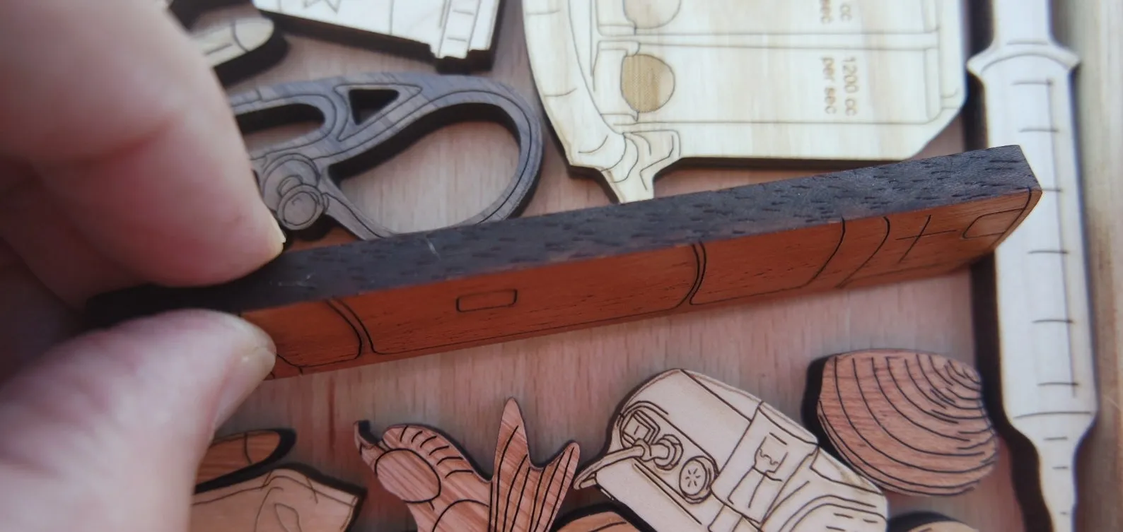 Cigar Lovers Puzzle - Personalizable Perfect Gift for Him - Add a Laser Engraved Name - Brain Teaser with 13 Different Pieces - Image 3