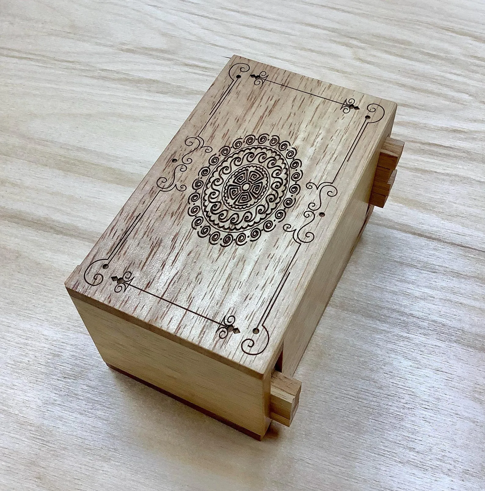 Redstone Box or Hide the Redstone Wooden Brain Teaser Puzzle - Image 3