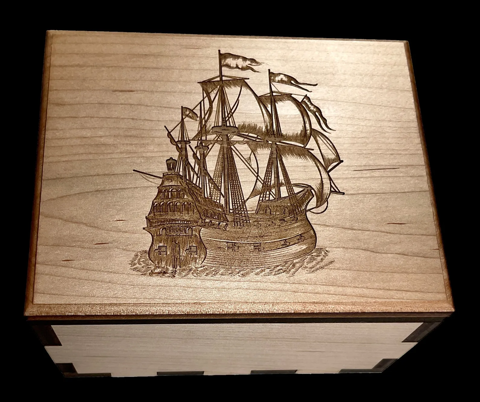 Hurricane Puzzle Box Tall Ship -stunning box
