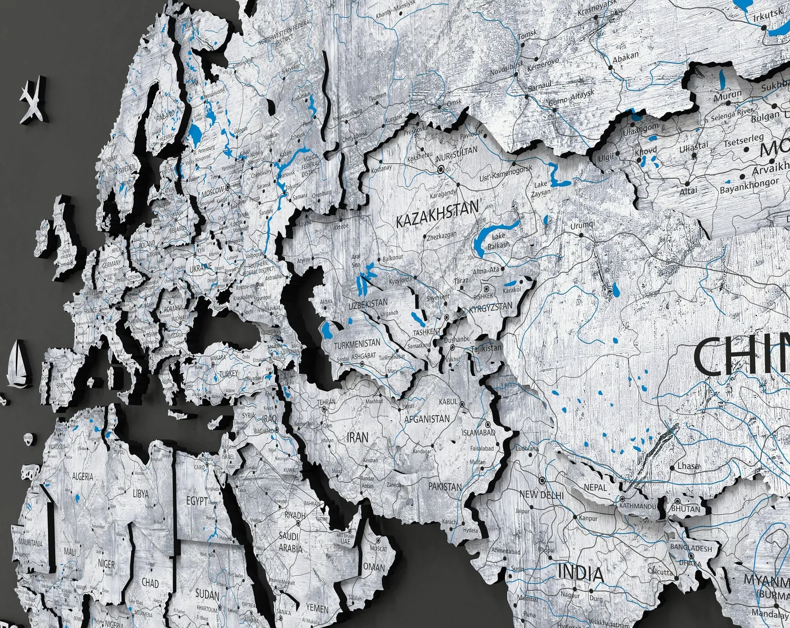 Silver Wood World Map Wall Art: Push Pin Travel Map