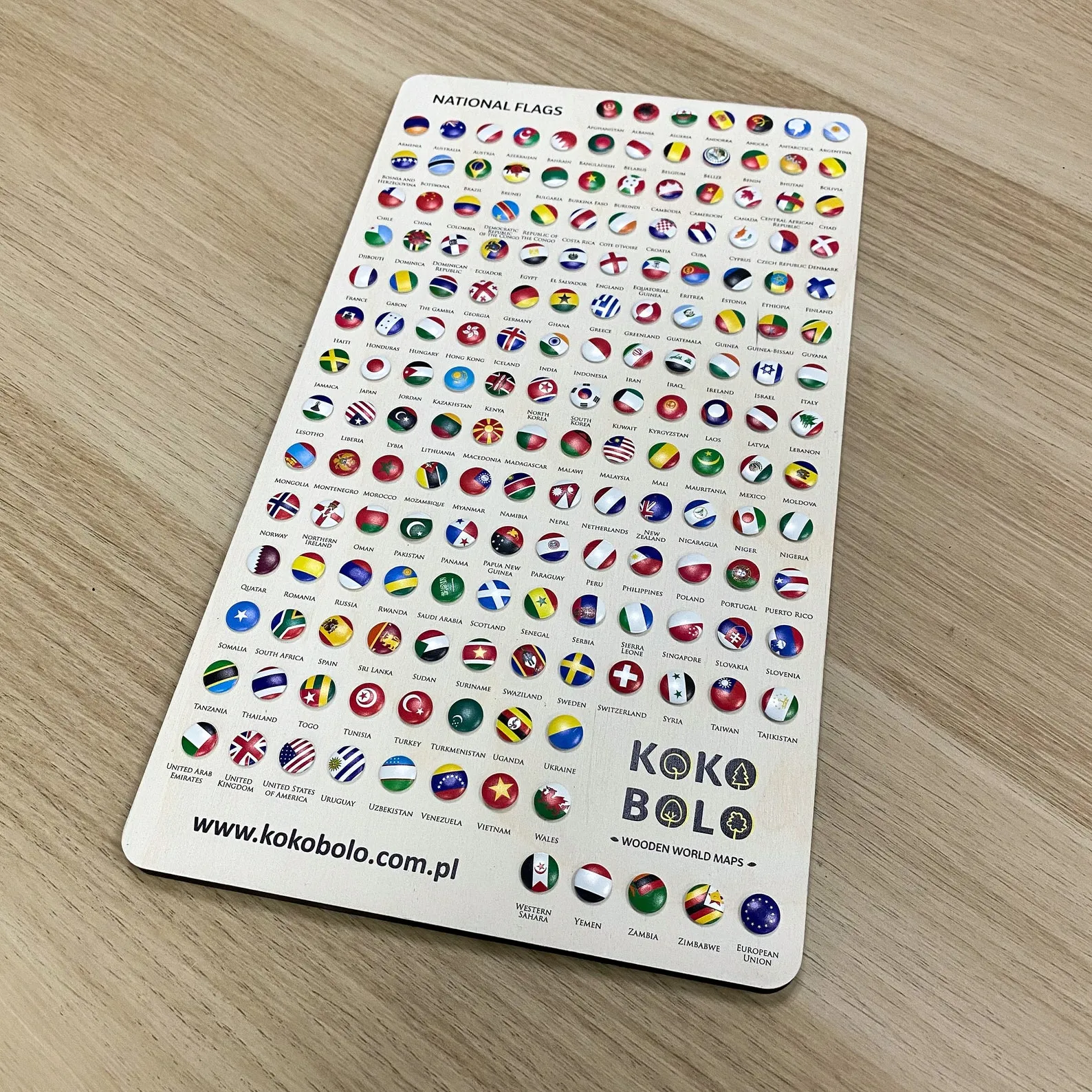 3D Blue Wooden World Map: Travel Story Wall Decor - Image 9